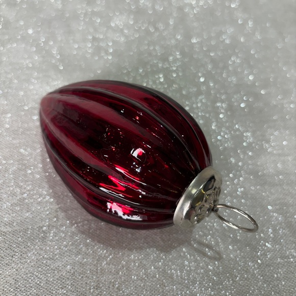 VTG Kugel Heavy Ribbed Teardrop Christmas Ornament In Dark Ruby Red Germany - Picture 4 of 6